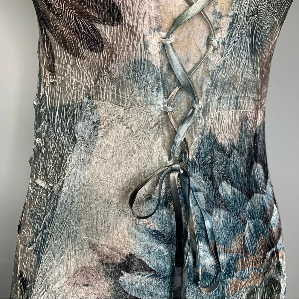 Komarov Charmeuse V-Neck Lace Up Back Crinkle Stretch Blue Floral Maxi Dress M - Picture 9 of 16
